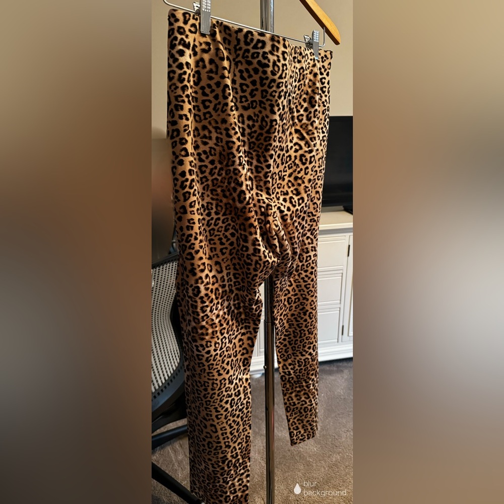 Chico’s leopard legging pants - Picture 8 of 8